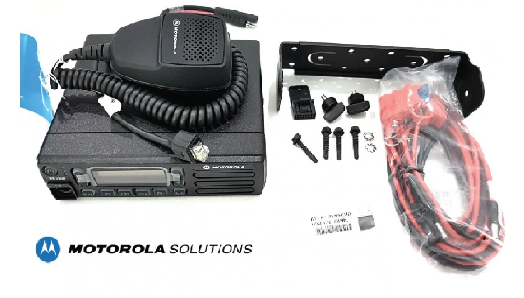 Motorola XIR M3688: Radio RIG Tangguh untuk Proyek Konstruksi & Alat Berat